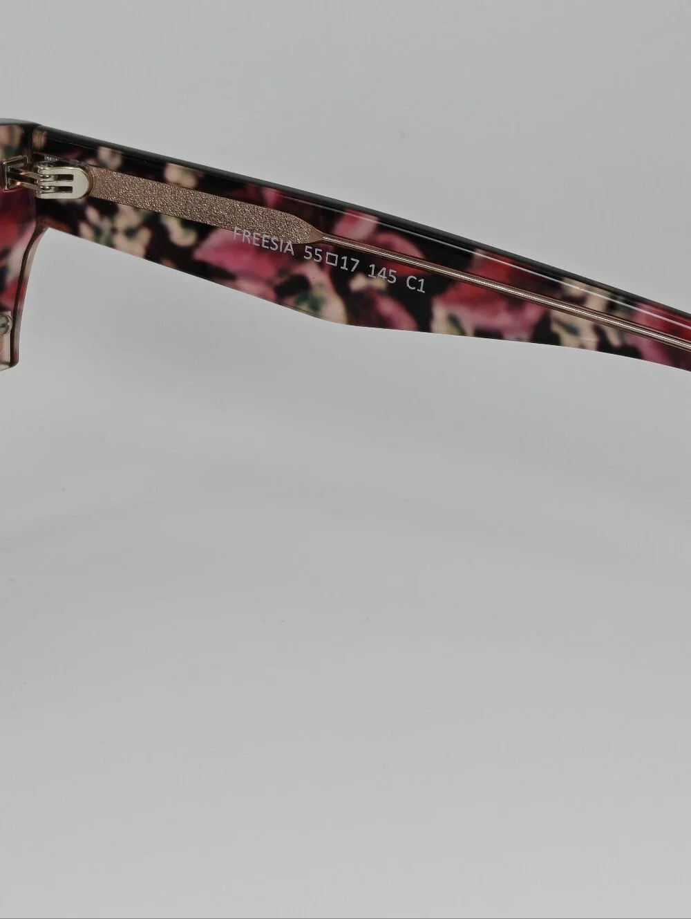 Freesia. Cat-Eye Gold Pink Tortoiseshell Frame. Bold Pastels